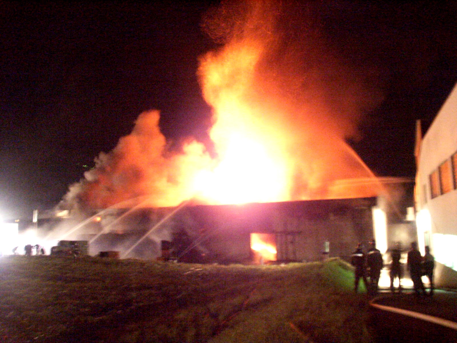 Einsatz 34 am 21.06.2002 - Großbrand der Obstgenossenschaft Melix