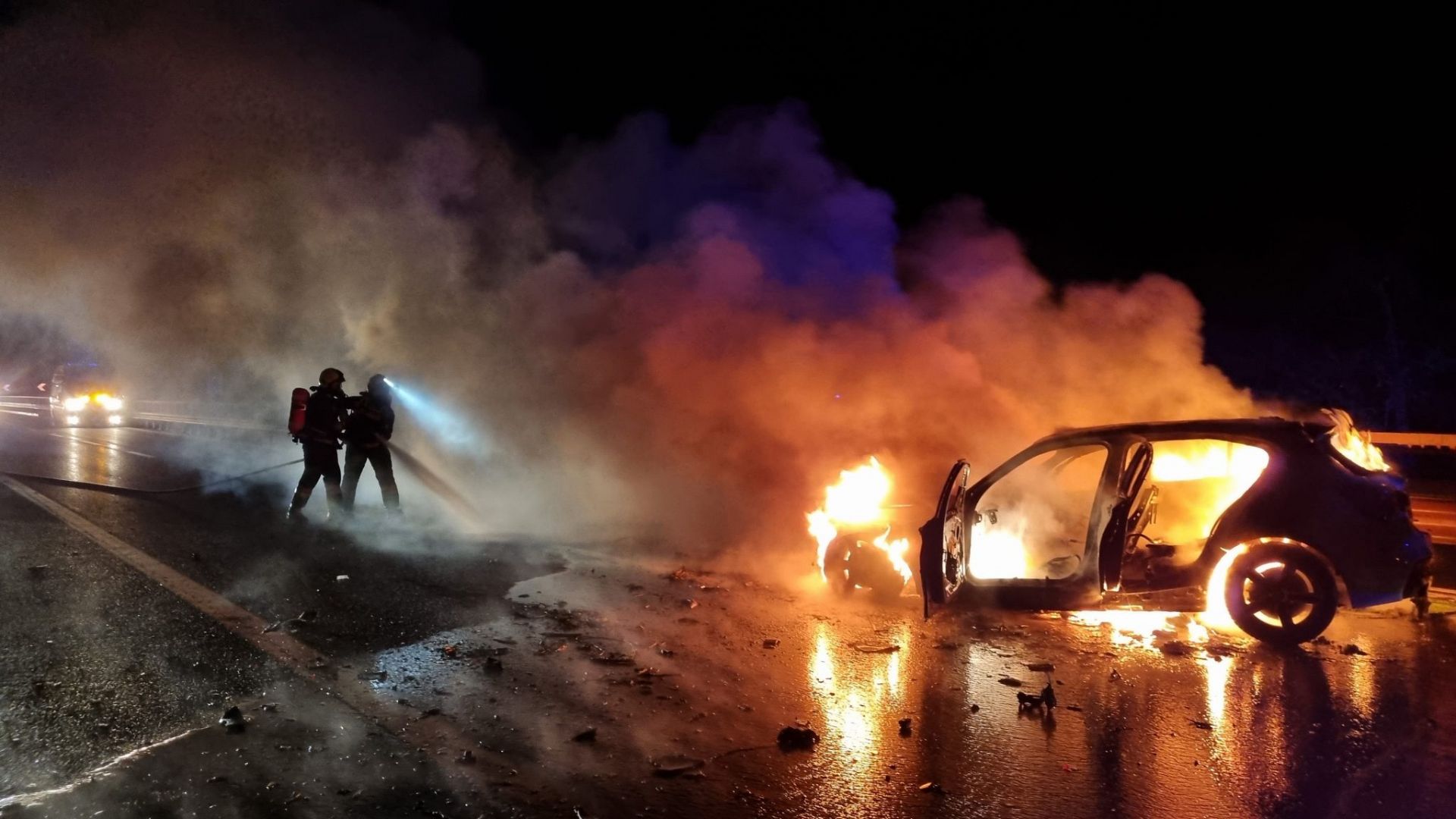Einsatz 11 am 07.02.2022 Fahrzeugbrand A22 Südspur