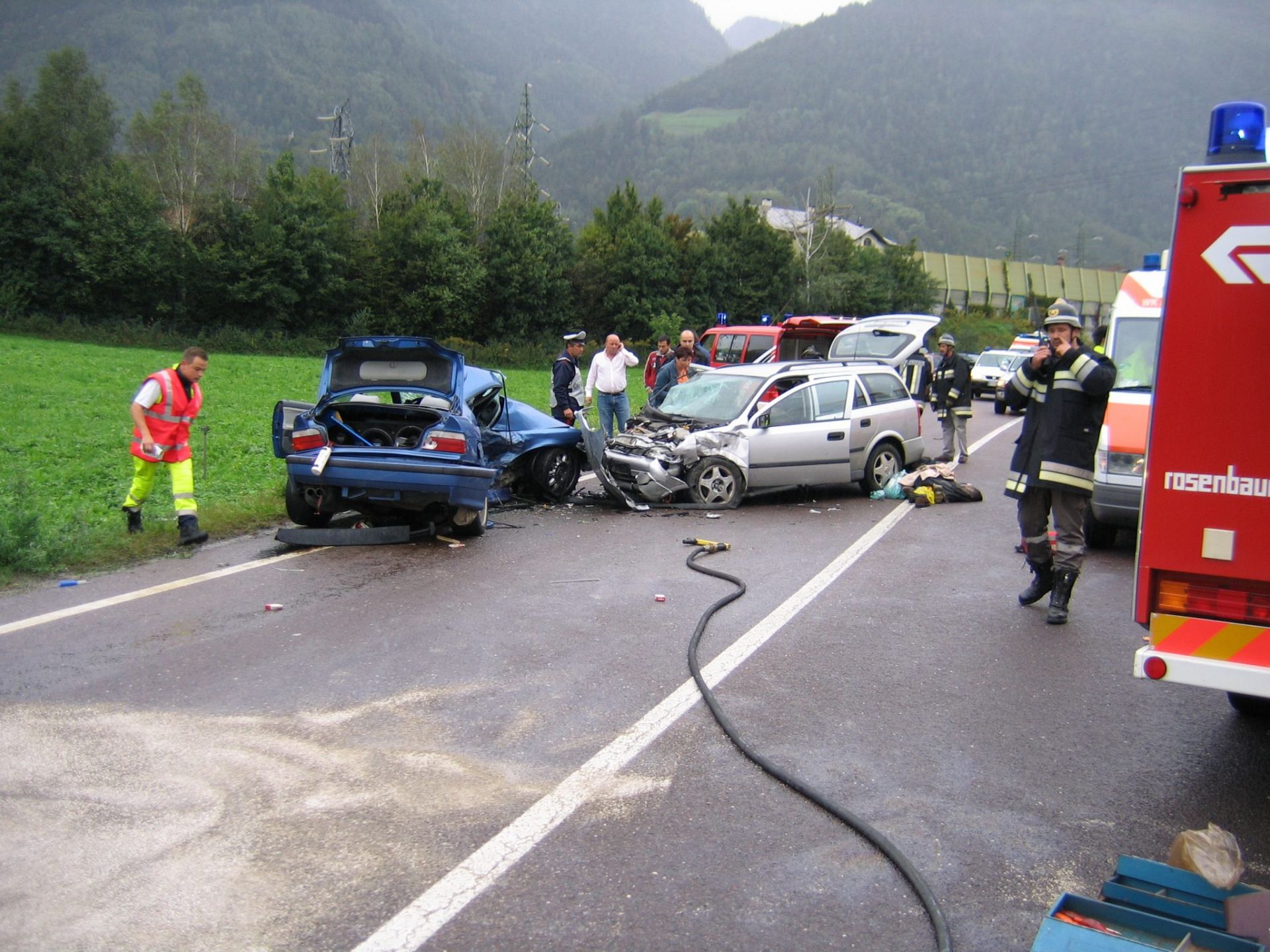 Einsatz 113 am 17.09.2005 Frontalzusammenstoß zweier PKW Brennerstaatsstraße Höhe Gols